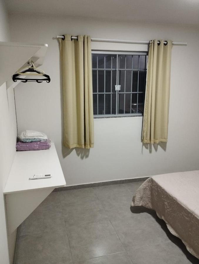 Residencial Casa Grande - Apto 02 サンタ・クルース・カブラーリア エクステリア 写真